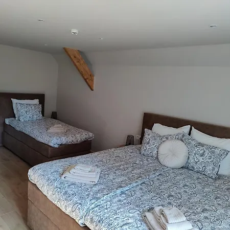 Luxury Group In The Ardennes *